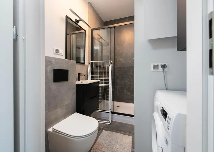 Апартаменты Modern And Elegant 3city In By Renters