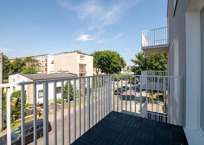 Modern And Elegant 3city In By Renters Апартаменты