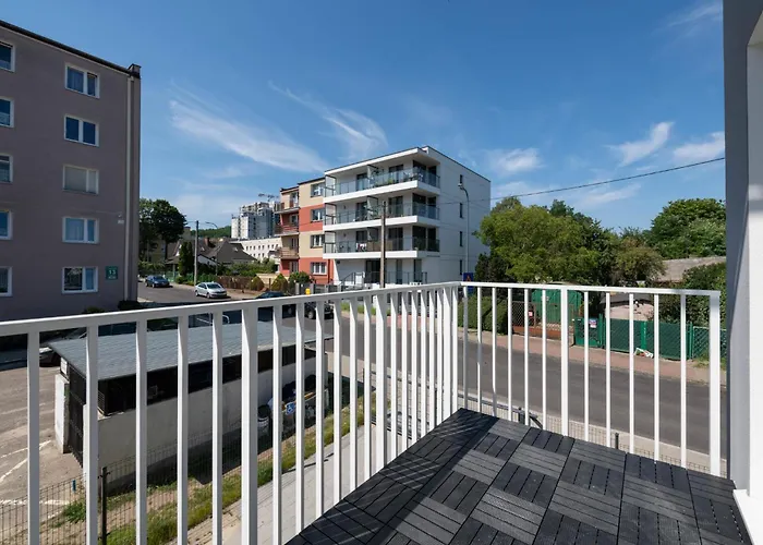 Апартаменты Modern And Elegant 3city In By Renters *