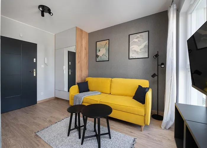 Modern And Elegant 3city In By Renters *